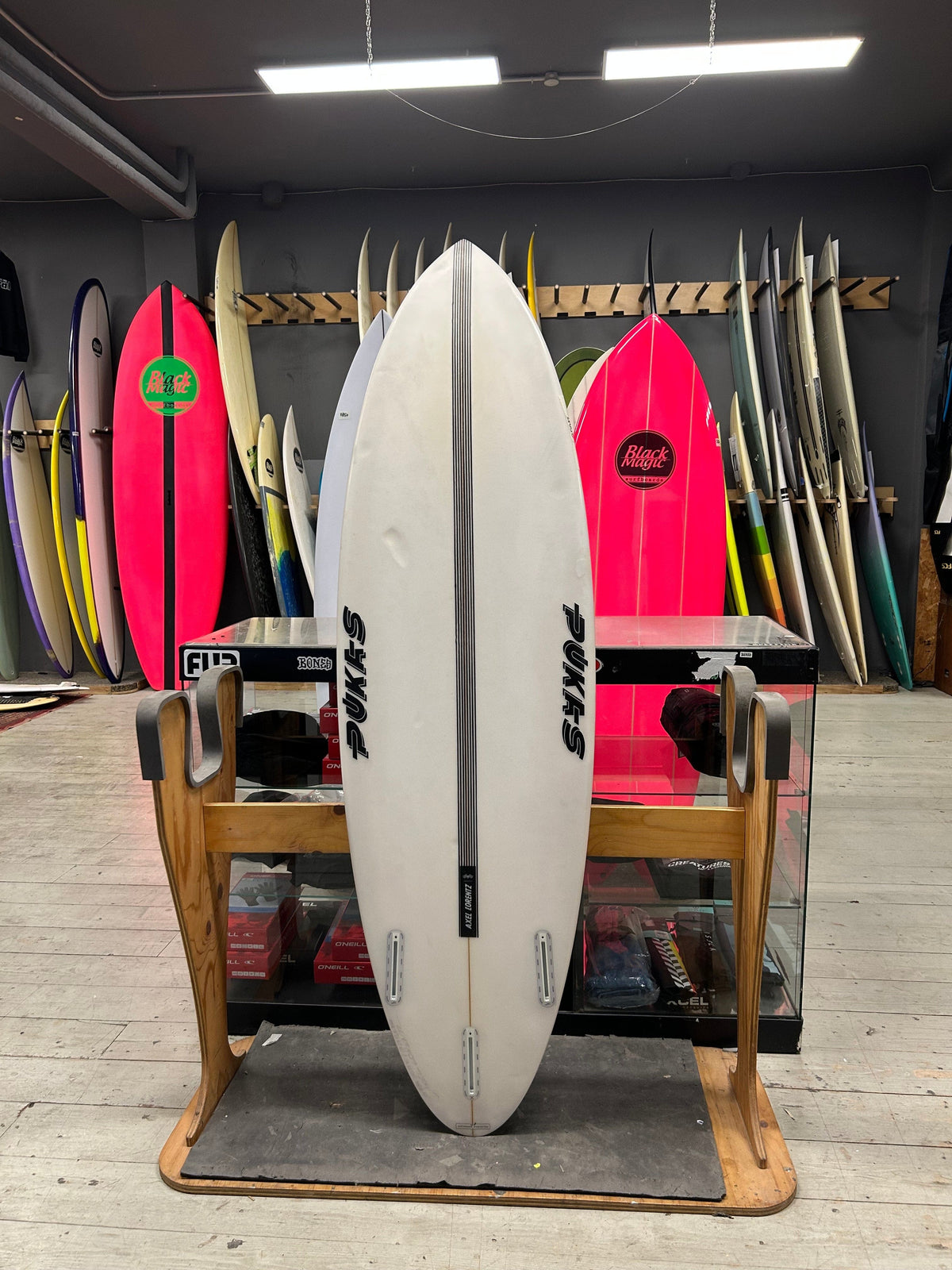 PUKAS 69 EVOLUTION - 5'10" X 19,75" X 2,38 29 LITRI USATA