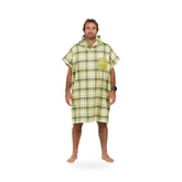 AFTER - Poncho American Fishing Pikes – poncho scontornato su fondo bianco