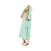 AFTER - Poncho Logo Mint – poncho scontornato su fondo bianco