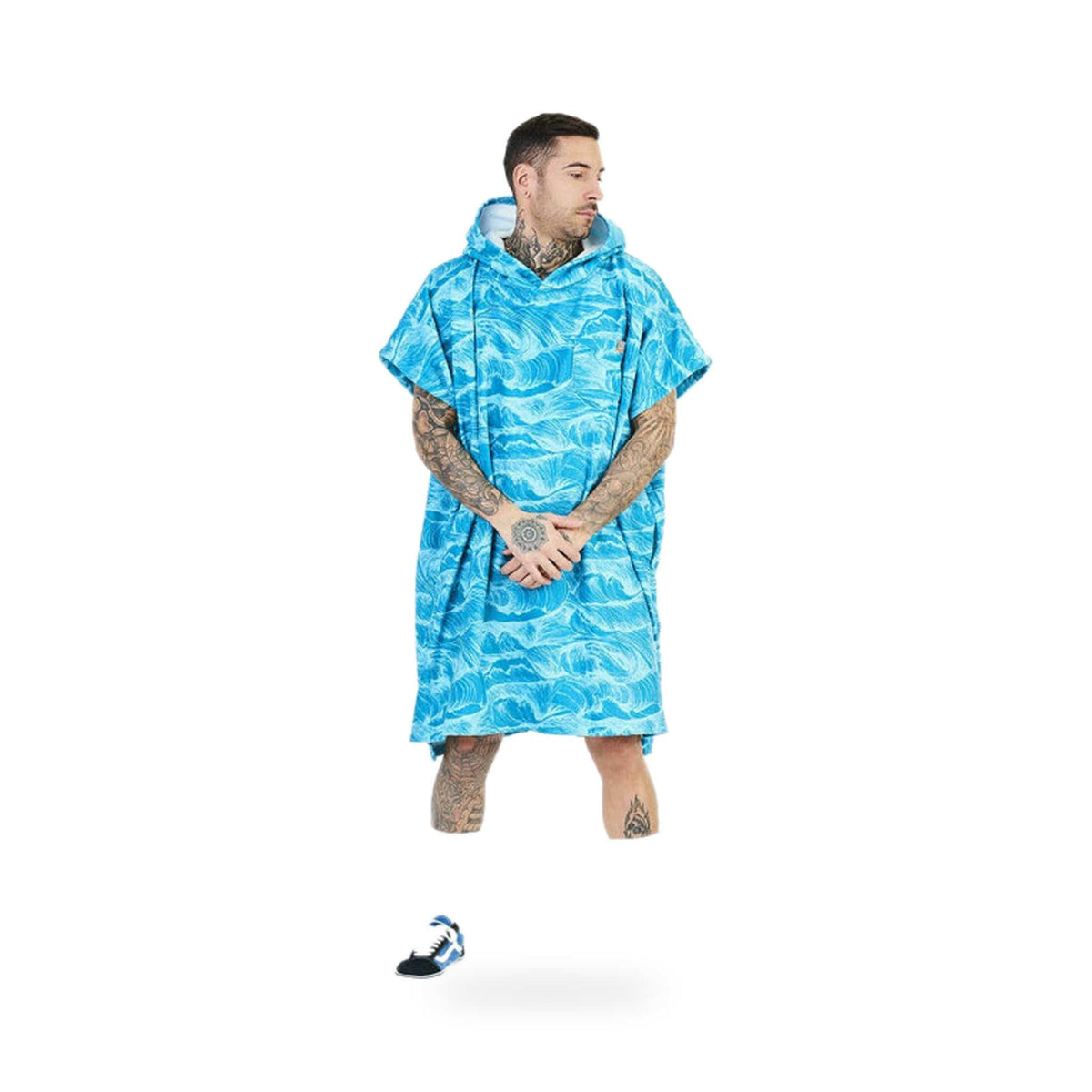 AFTER - Poncho Ocean Blue – poncho scontornato su fondo bianco