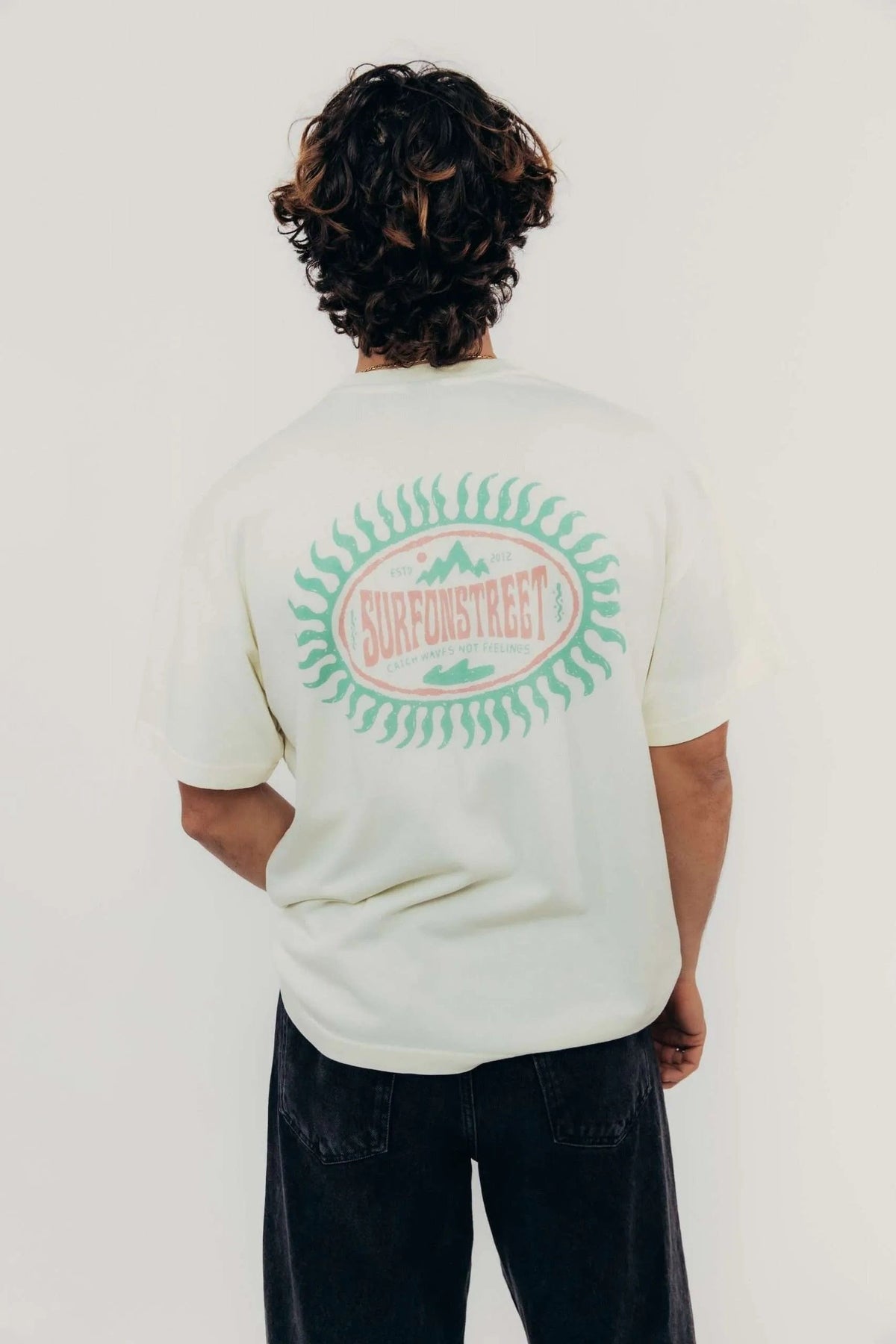 SURFONSTREET - Washed Cream T-shirt